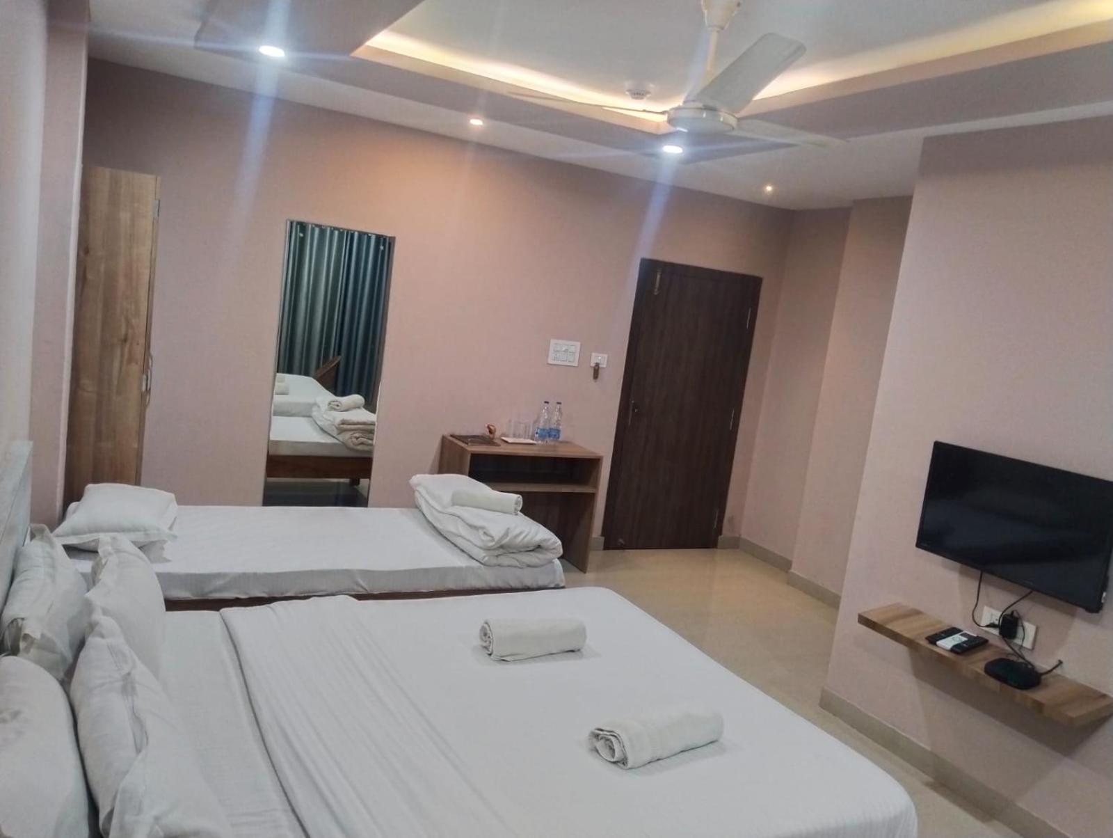 Silver Regency Guwahati Exterior foto